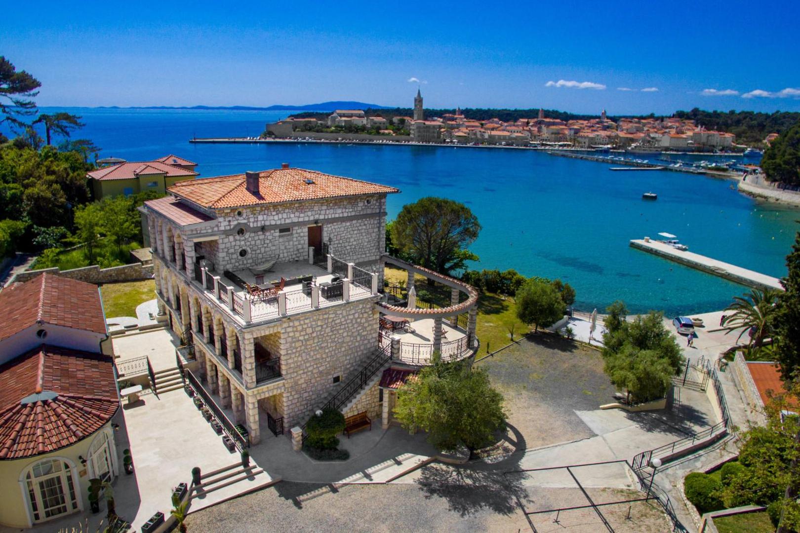 Villas Arbia - Margita Beach hotel 1