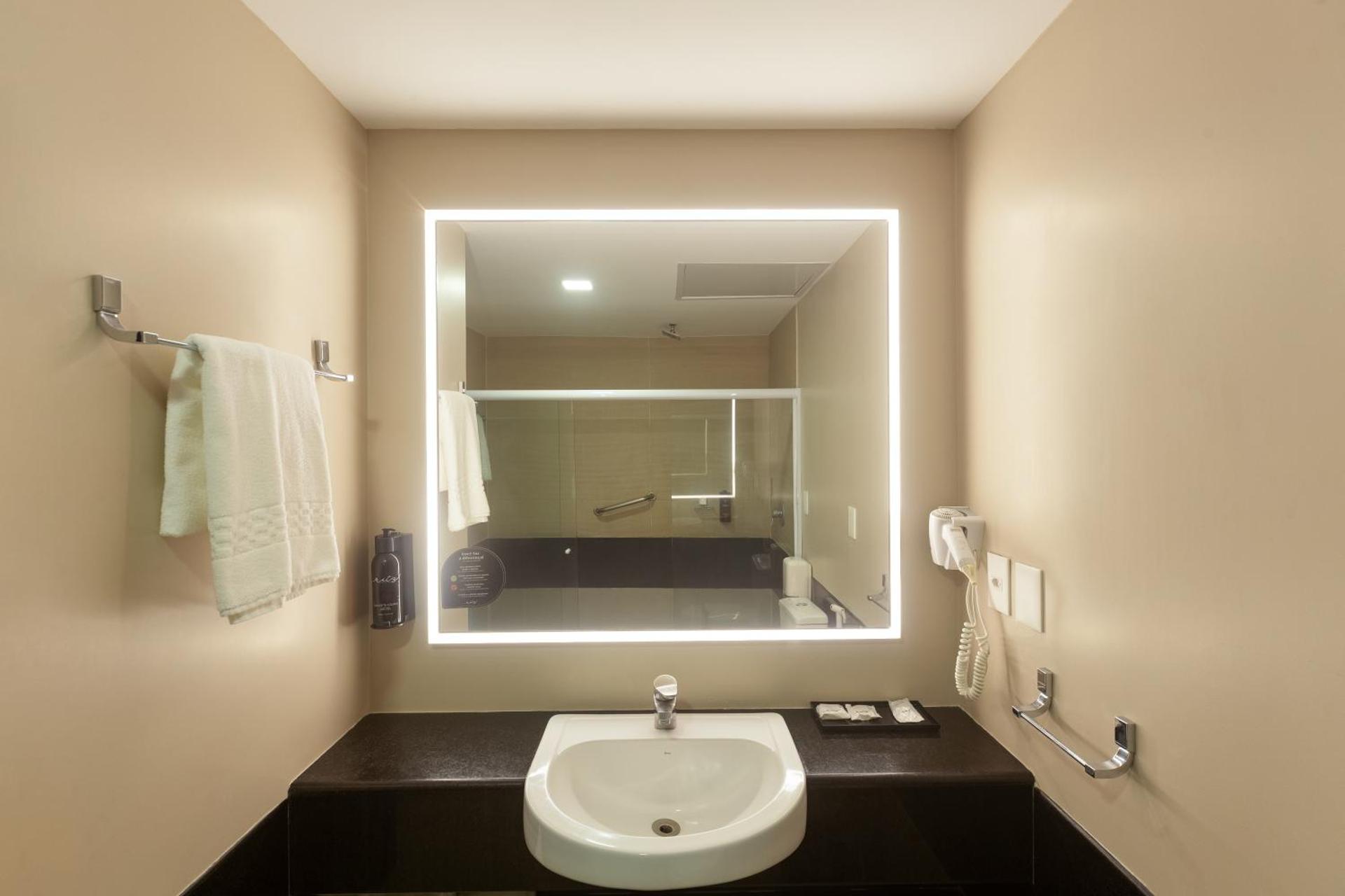 Ritz Lagoa da Anta Hotel & SPA