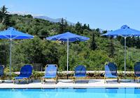 Basen w obiekcie Aspalathos Villas lub w pobliżu
