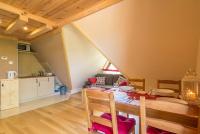 Kuchyňa alebo kuchynka v ubytovaní Apartamenty Smrekowa Tatry Zakopane