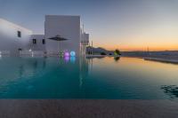Bazén v ubytovaní Olea Bay Hotel alebo v jeho blízkosti