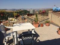 Balkón alebo terasa v ubytovaní Sicily Center rooms -Calascibetta,Enna-
