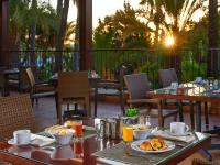 Φαγητό σε αυτό το ξενοδοχείο ή κάπου εκεί κοντά