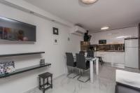 Kuchyň nebo kuchyňský kout v ubytování Luxury Apartments Sonja