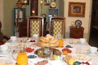 Jedlo v ubytovaní bed & breakfast alebo blízkom okolí