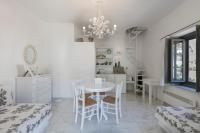 A kitchen or kitchenette at Villa Sunrise