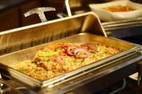 a pan of food with seafood on top of it at Qasr Al Sahab in Khamis Mushayt