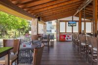 Posezení v ubytování Alkion Hotel