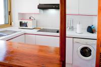 A kitchen or kitchenette at Apartamento en Santa Cruz