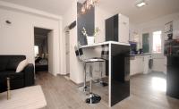 Kuchyňa alebo kuchynka v ubytovaní Apartments Kogo