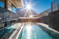 The swimming pool at or close to Chalet Hohe Welt - luxury apartments