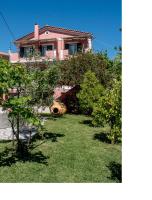 Vonkajšia záhrada v ubytovaní Villa Palmyra