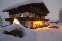Pension Sonnwendhof during the winter