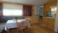 Kuchyň nebo kuchyňský kout v ubytování Appartementhotel Hechenberg