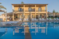 Bazén v ubytování Creta Aquamarine Hotel nebo v jeho okolí