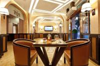 A seating area at Best Western Plus Bristol Hotel