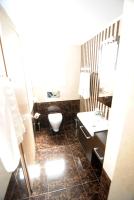 Koupelna v ubytování Zeus Hotel