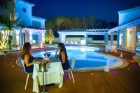Bazén v ubytovaní Eliantos Boutique Hotel & Spa alebo v jeho blízkosti