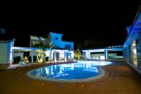 Bazén v ubytovaní Eliantos Boutique Hotel & Spa alebo v jeho blízkosti