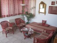 A seating area at Vamos Palace Apartments