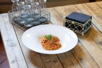 Jídlo v hotelu nebo okolí