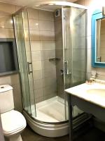 A bathroom at Hotel Atrium