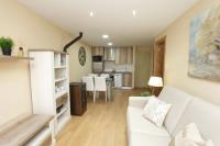 A kitchen or kitchenette at vivienda vieja cepa