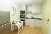 A kitchen or kitchenette at vivienda vieja cepa
