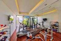 Fitness centrum a/nebo fitness zařízení v ubytování Beachfront Villa Baan Paradise