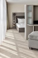 The Mandala Berlin, a Member of Design Hotelsにあるベッド