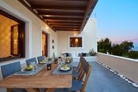 A balcony or terrace at Le Blanc Suite