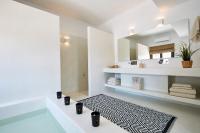 The floor plan of Le Blanc Suite