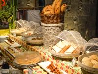 Đồ ăn tại/gần khách sạn