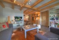Telewizja i/lub zestaw kina domowego w obiekcie Kaprun Mountain Resort by Kaprun Rentals