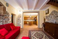 Posedenie v ubytovaní Casa Elena
