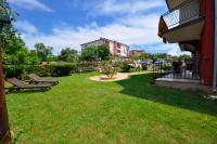 Ogród w obiekcie Jurica Apartments
