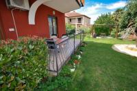 Ogród w obiekcie Jurica Apartments
