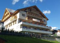 Budynek, w którym mieści się hotel