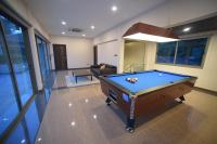 Biliár nebo kulečník v ubytování Villa Navin Premiere Pool Villa