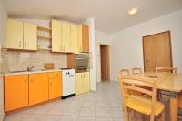 Kuchnia lub aneks kuchenny w obiekcie Apartments Renato