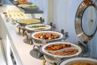 Jídlo v hotelu nebo okolí