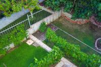 Vonkajšia záhrada v ubytovaní Apartment Annika