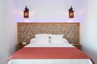 Posteľ alebo postele v izbe v ubytovaní Hostal Alhambra - Adults Only