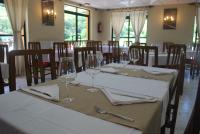 Restaurace v ubytování Hotel Principado De Europa