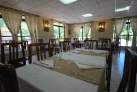 Restaurace v ubytování Hotel Principado De Europa