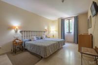 Posteľ alebo postele v izbe v ubytovaní Hotel Batuecas