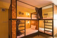 Postel nebo postele na pokoji v ubytování Hide Bangkok Hostel