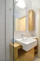 A bathroom at Villa Despina in Kisamos