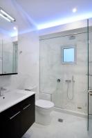 A bathroom at Villa Despina in Kisamos