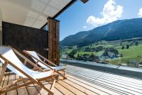 Widok na góry z tego aparthotelu